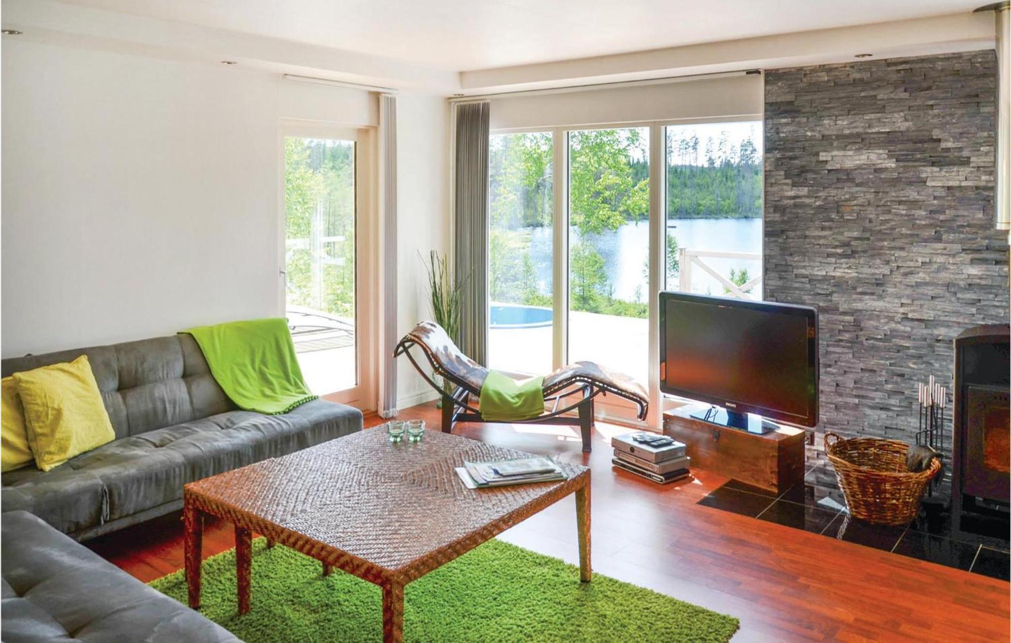 Nice Home In Sunne With Jacuzzi Alvsatern Luaran gambar