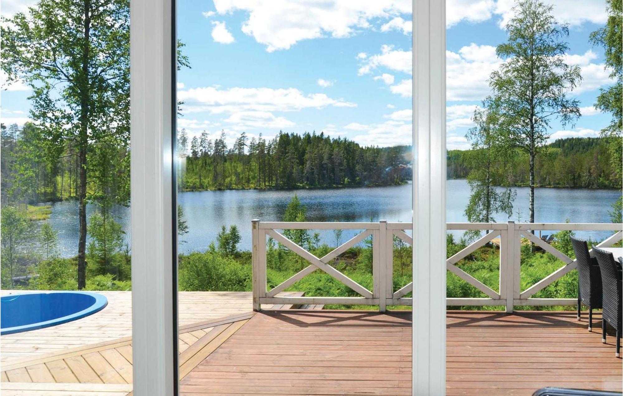 Nice Home In Sunne With Jacuzzi Alvsatern Luaran gambar